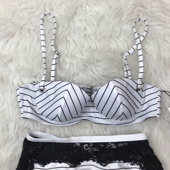 Fleur Du Mal bikini top swimsuit - Picture 3 of 6